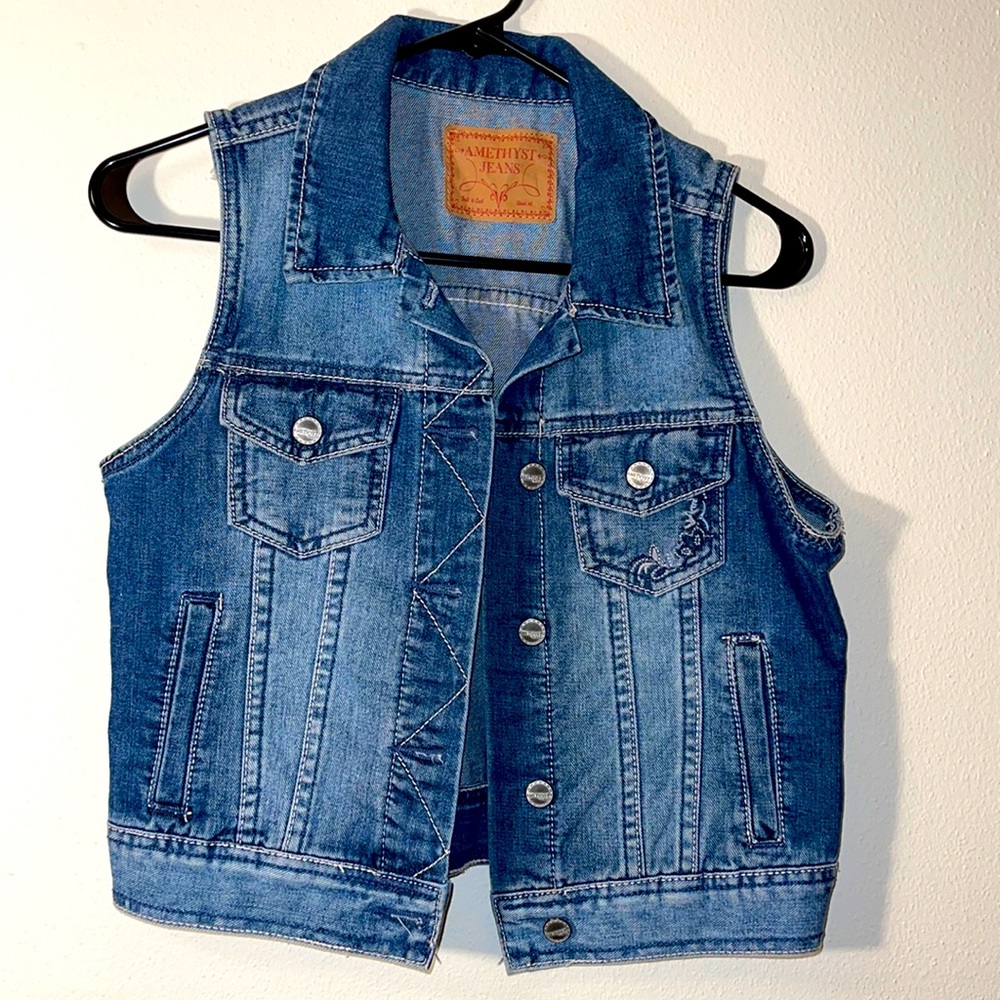 Jean Vest